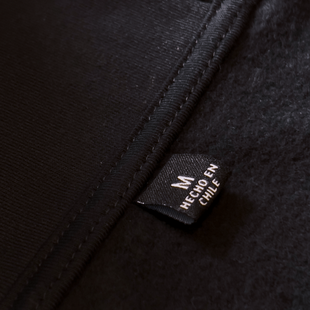 Polerón - EVA - 01 - Monotono